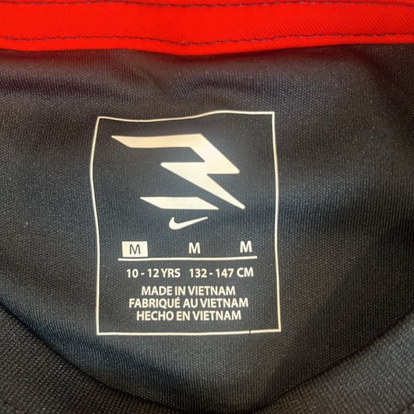 3 for 1 Nike 3 Brand Tshirts for Boys - Picture 3 of 7